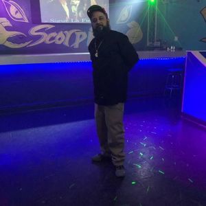 Meet your Posher, Roberto